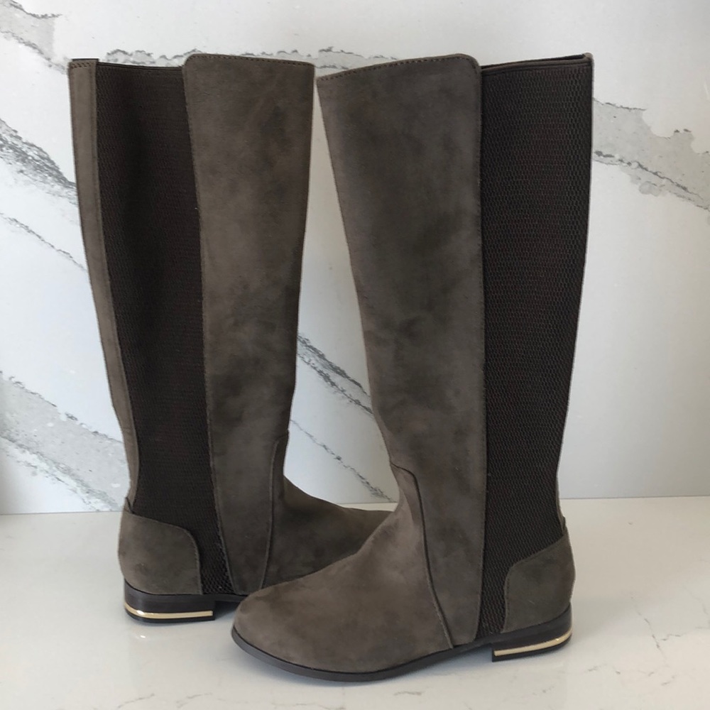 Kensie Tayson Faux Brown Suede Boots w Gold Accent